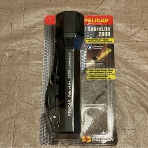 COPY - Pelican SabreLite 2000 Submersible Flashlight Super Bright Xenon Beam Bl…